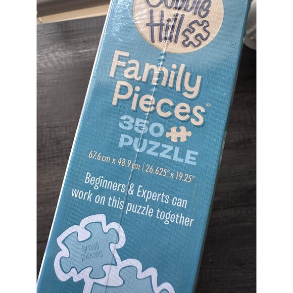 Cobble‎ Hill Santa Claus And Friends 350pc Christmas Holiday Jigsaw Puzzle - Picture 6 of 7